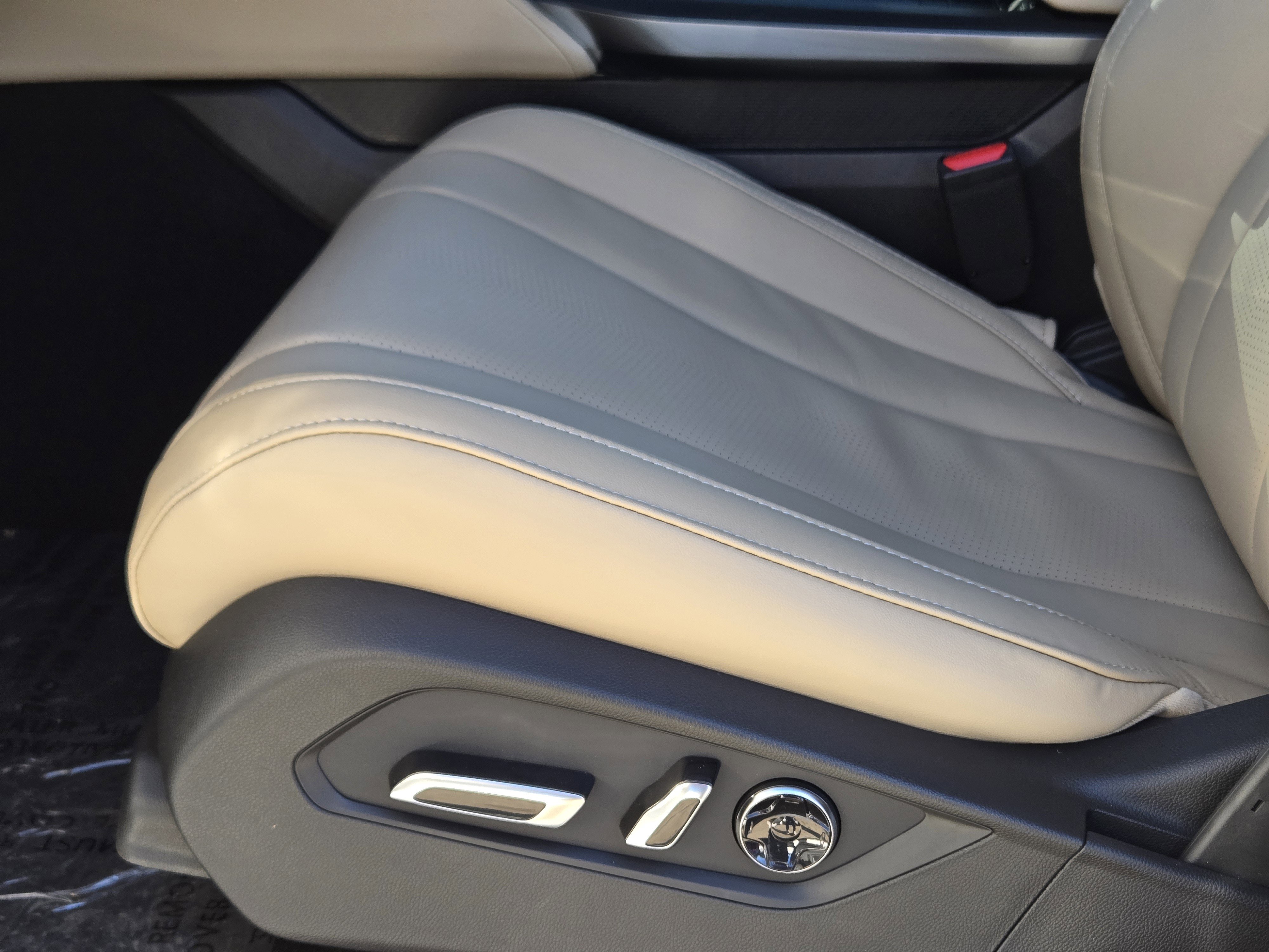 New 2026 Acura MDX FWD w/ Technology Package image 17