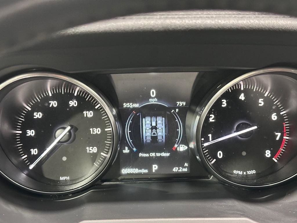 Used 2018 Land Rover Range Rover Evoque SE image 13