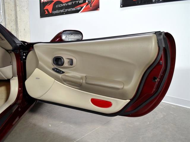 Used 2003 Chevrolet Corvette Convertible w/ Preferred Equipment Group1 image 20