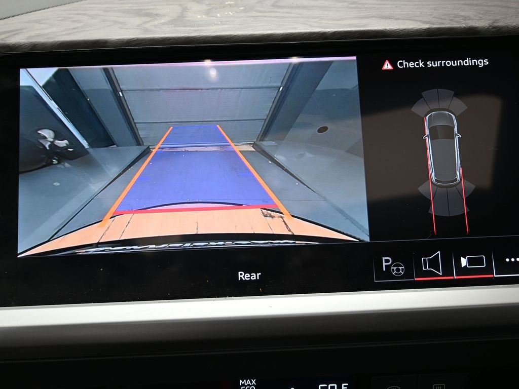 Used 2024 Audi Q4 e-tron Premium Plus w/ Premium Plus image 25