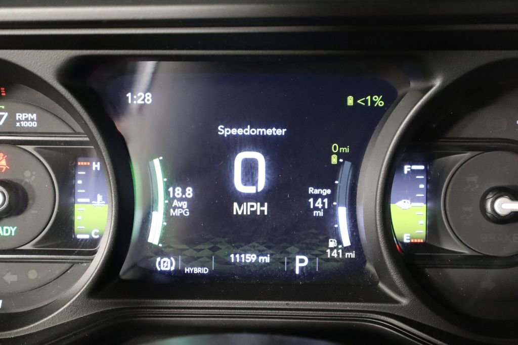 Used 2025 Jeep Wrangler Unlimited Sahara w/ Safety Group image 41