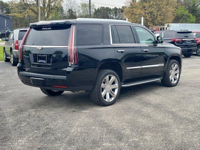 Used 2020 Cadillac Escalade Luxury AWD/4WD image 4