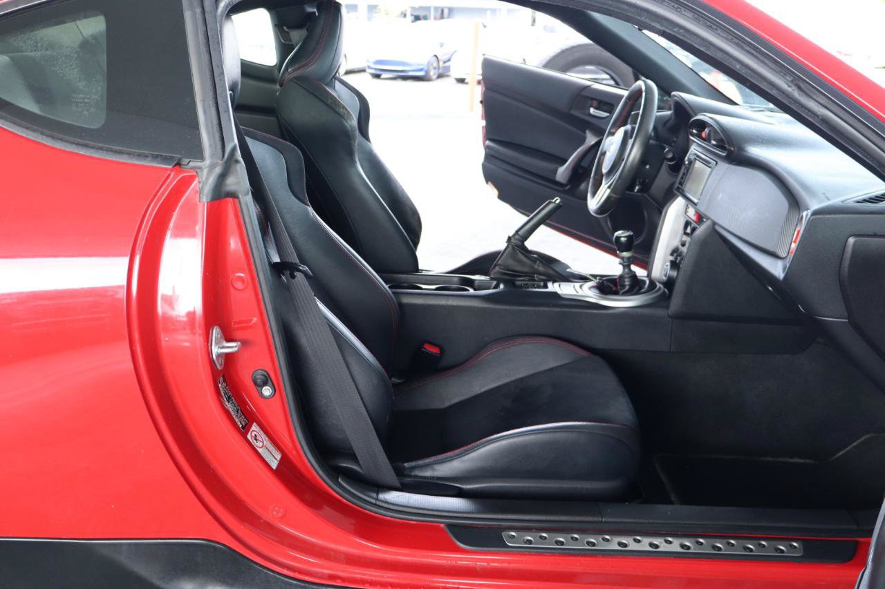 Used 2015 Subaru BRZ Limited RWD image 28