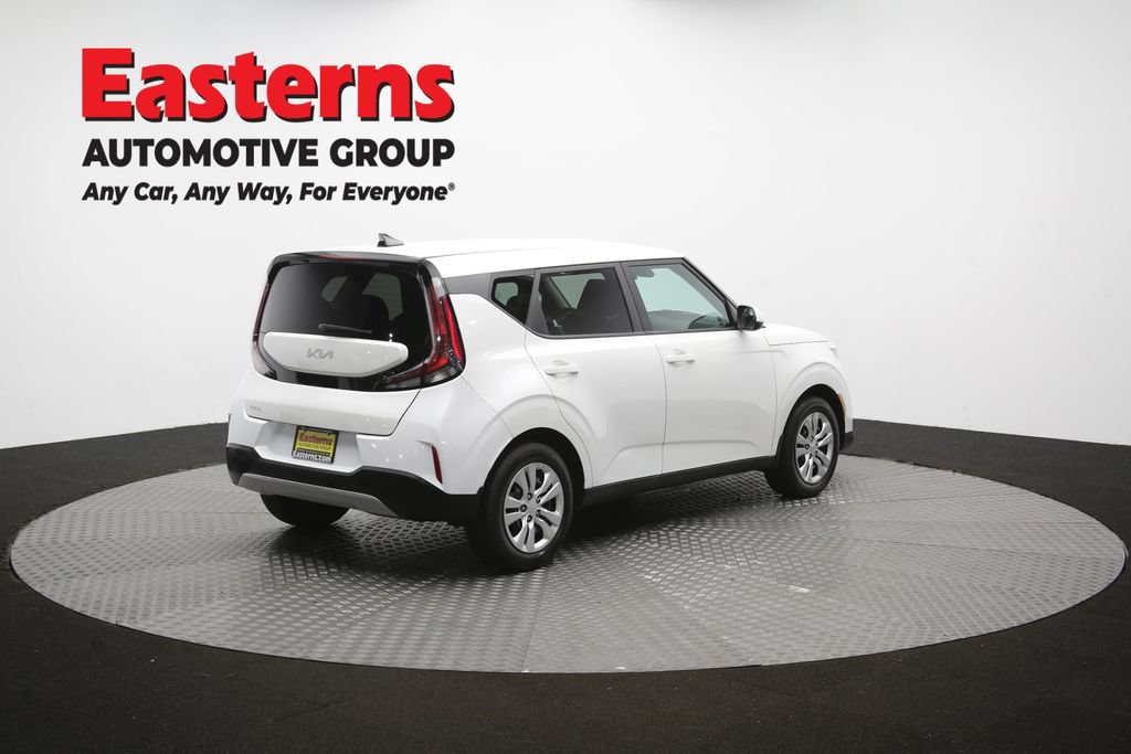 Used 2023 Kia Soul LX FWD image 39