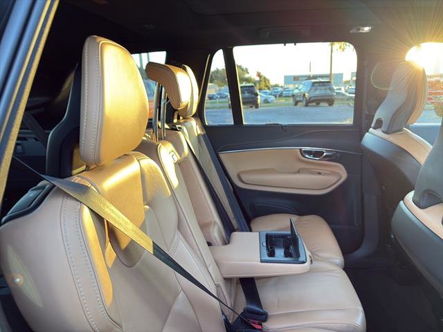 Used 2022 Volvo XC90 T6 Inscription image 11