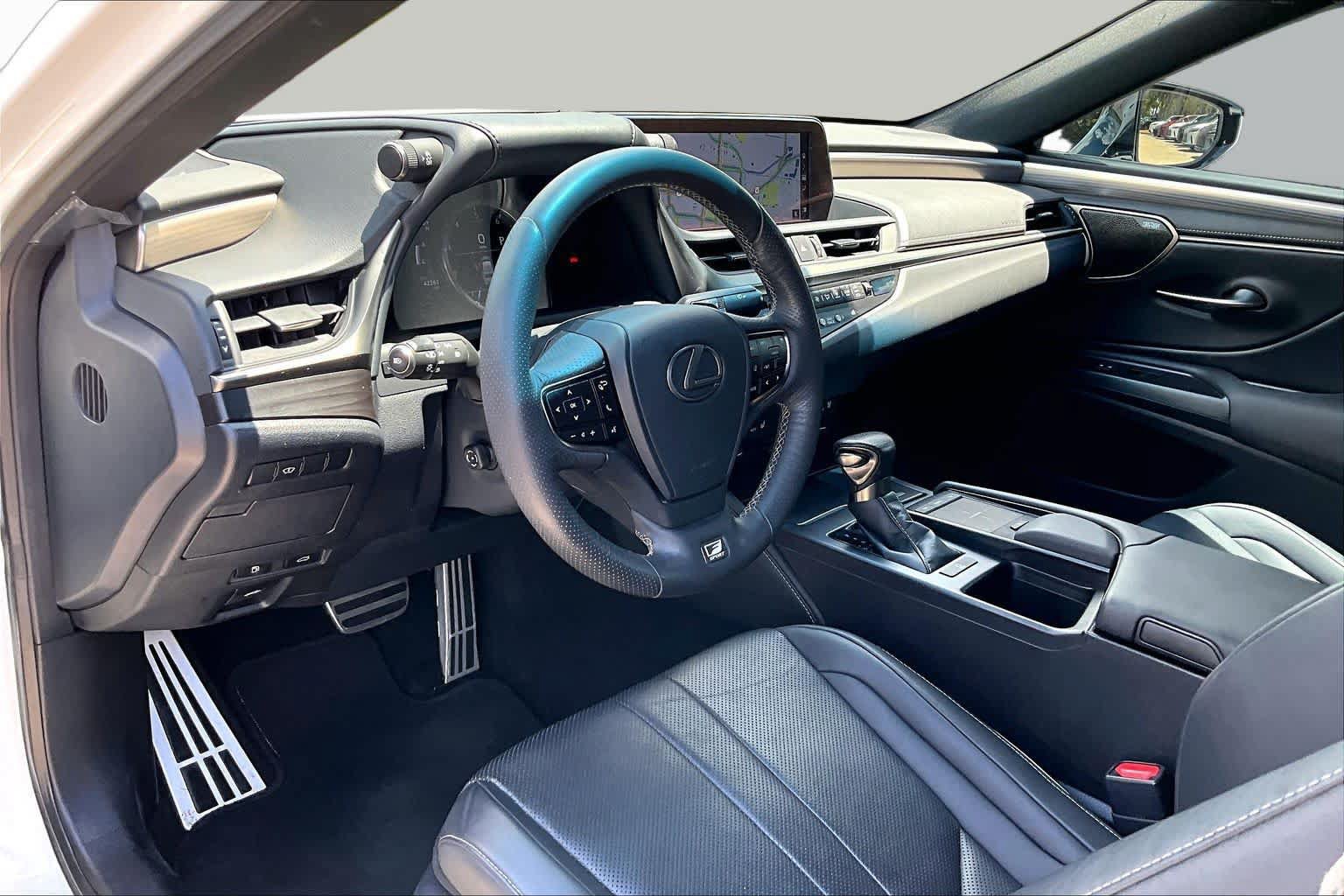 Used 2019 Lexus ES 350 F Sport w/ Accessory Package 2 FWD image 18