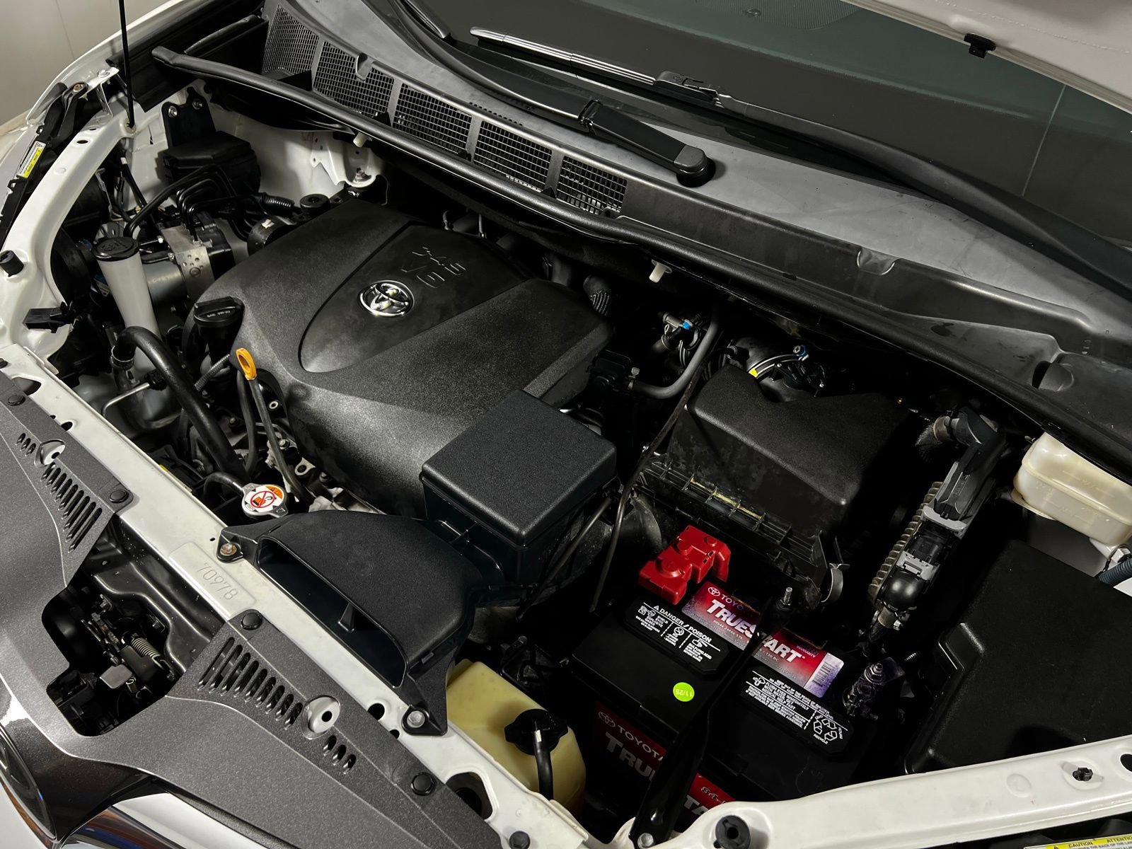 Certified 2020 Toyota Sienna Limited Premium image 11