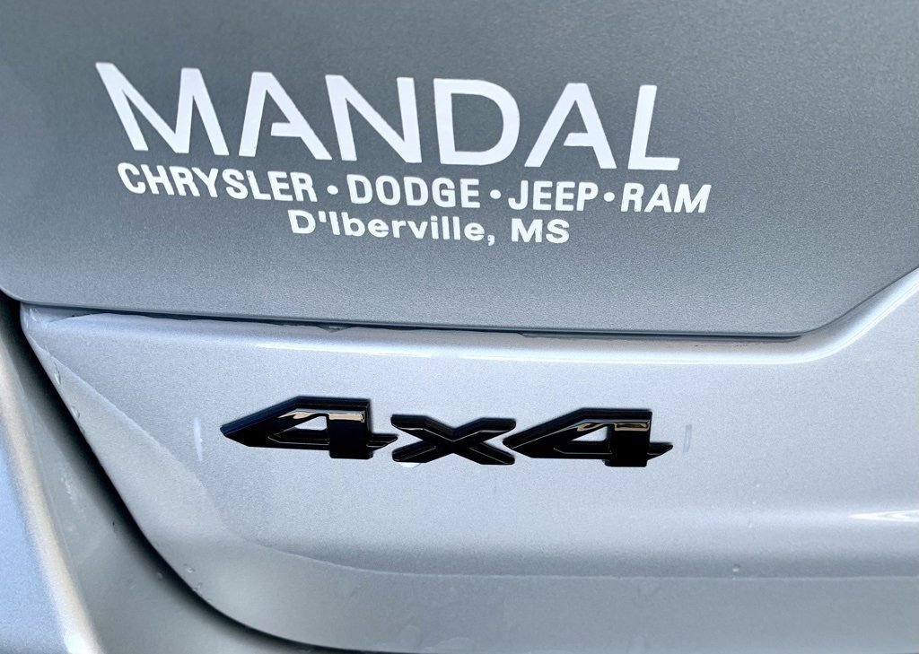 Used 2025 Jeep Grand Cherokee Limited image 50