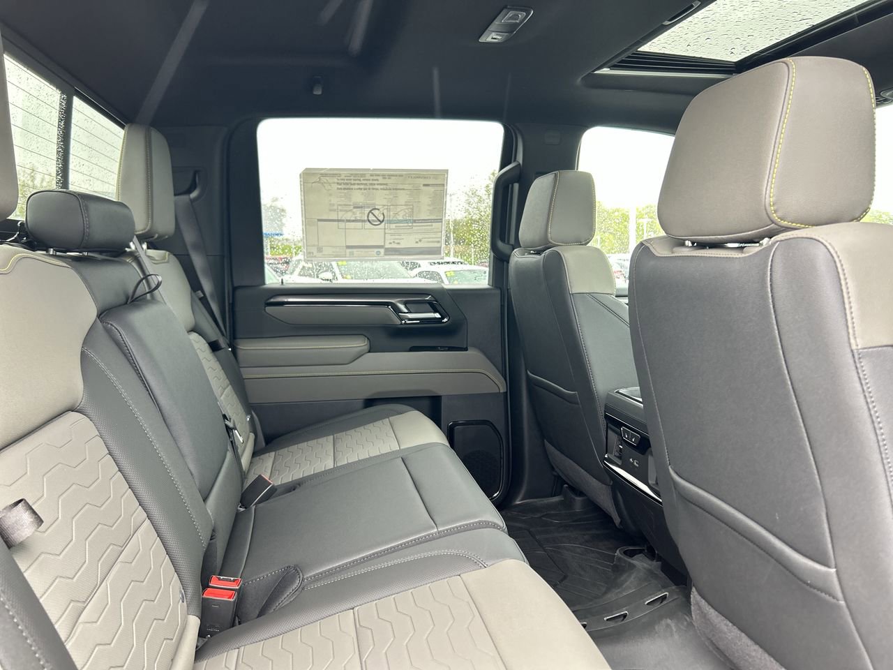 New 2026 Chevrolet Silverado 2500 ZR2 w/ LPO, Dark Essentials Package AWD/4WD image 19