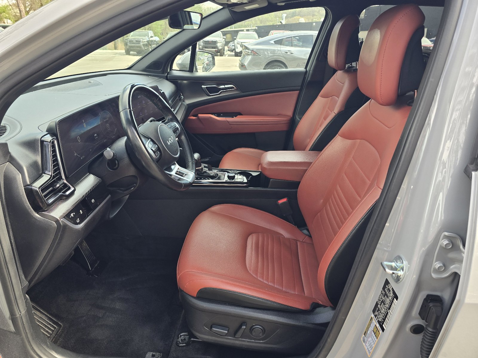 Used 2023 Kia Sportage SX FWD image 11