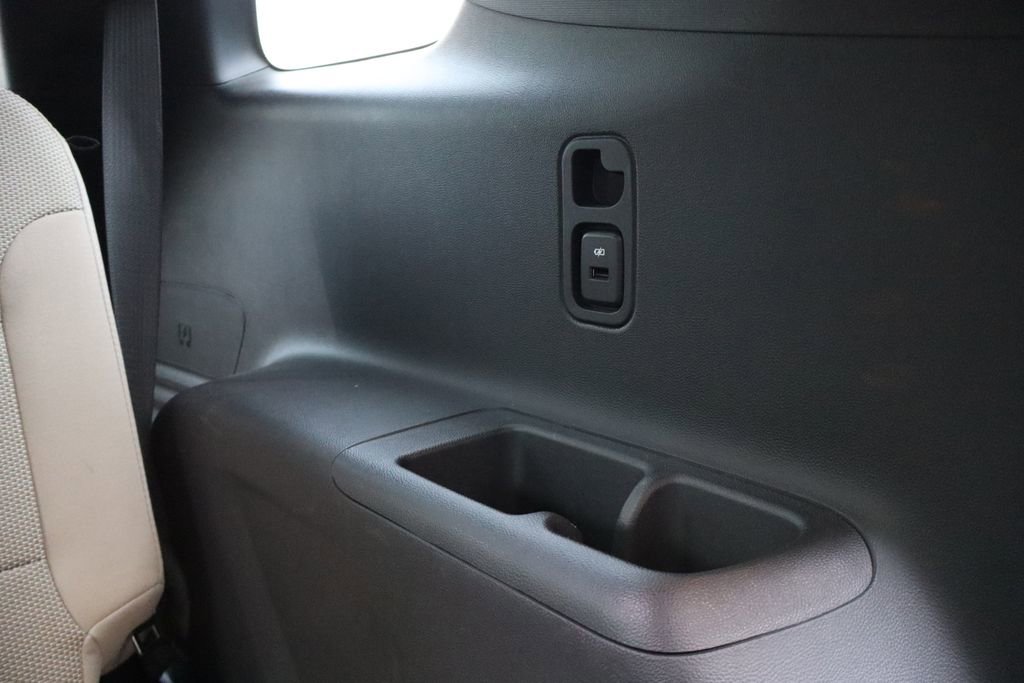 Used 2022 Chevrolet Traverse LS AWD/4WD image 40