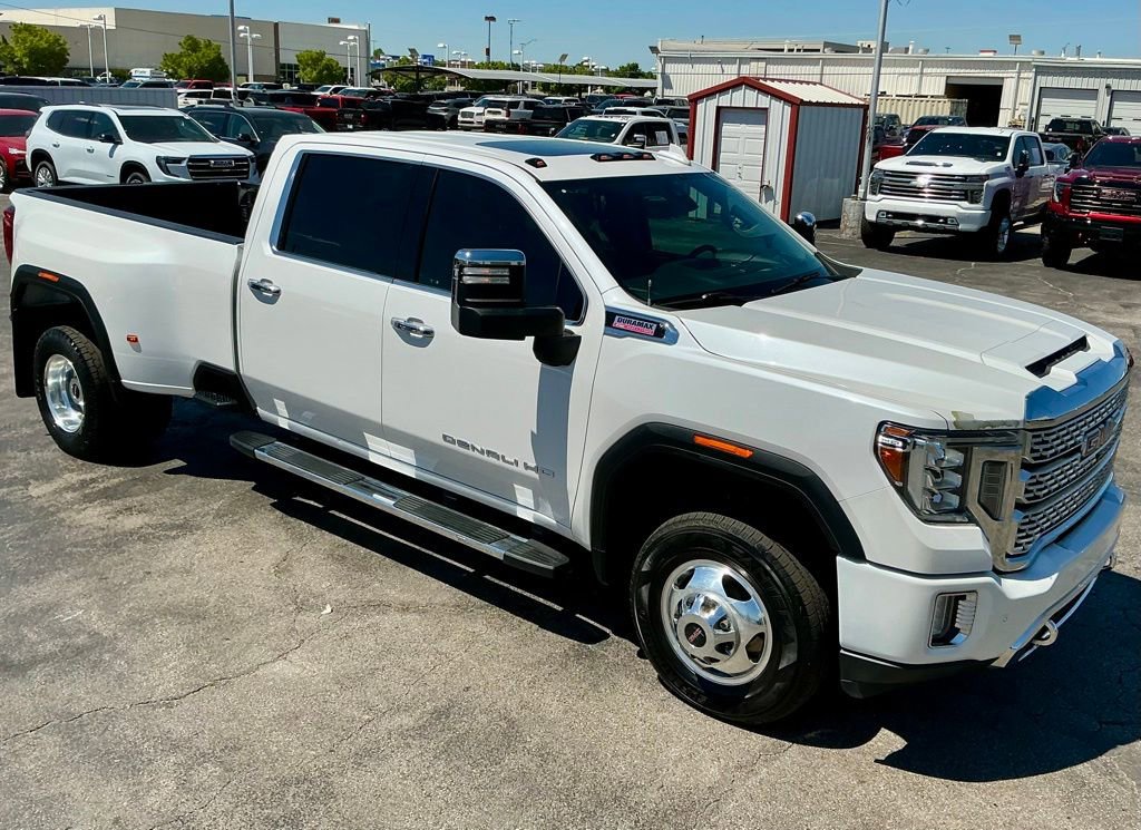 Used 2020 GMC Sierra 3500 Denali w/ Denali Ultimate Package AWD/4WD image 4