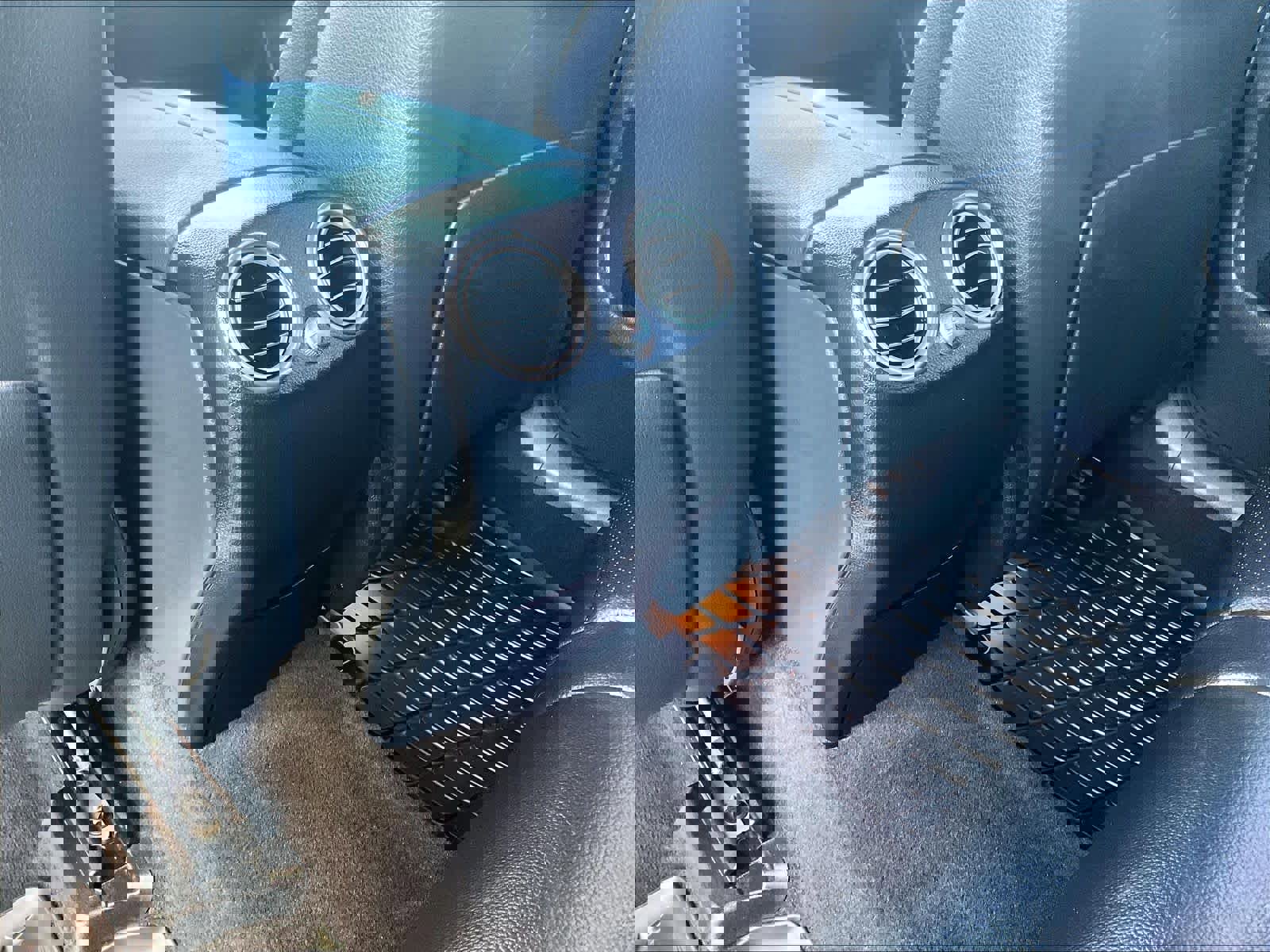 Used 2022 Mercedes-Benz GLC 300 4MATIC w/ Premium Package Lite image 27