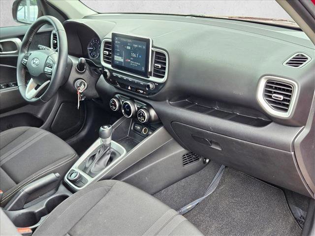 Used 2022 Hyundai Venue SEL w/ Cargo Package FWD image 21