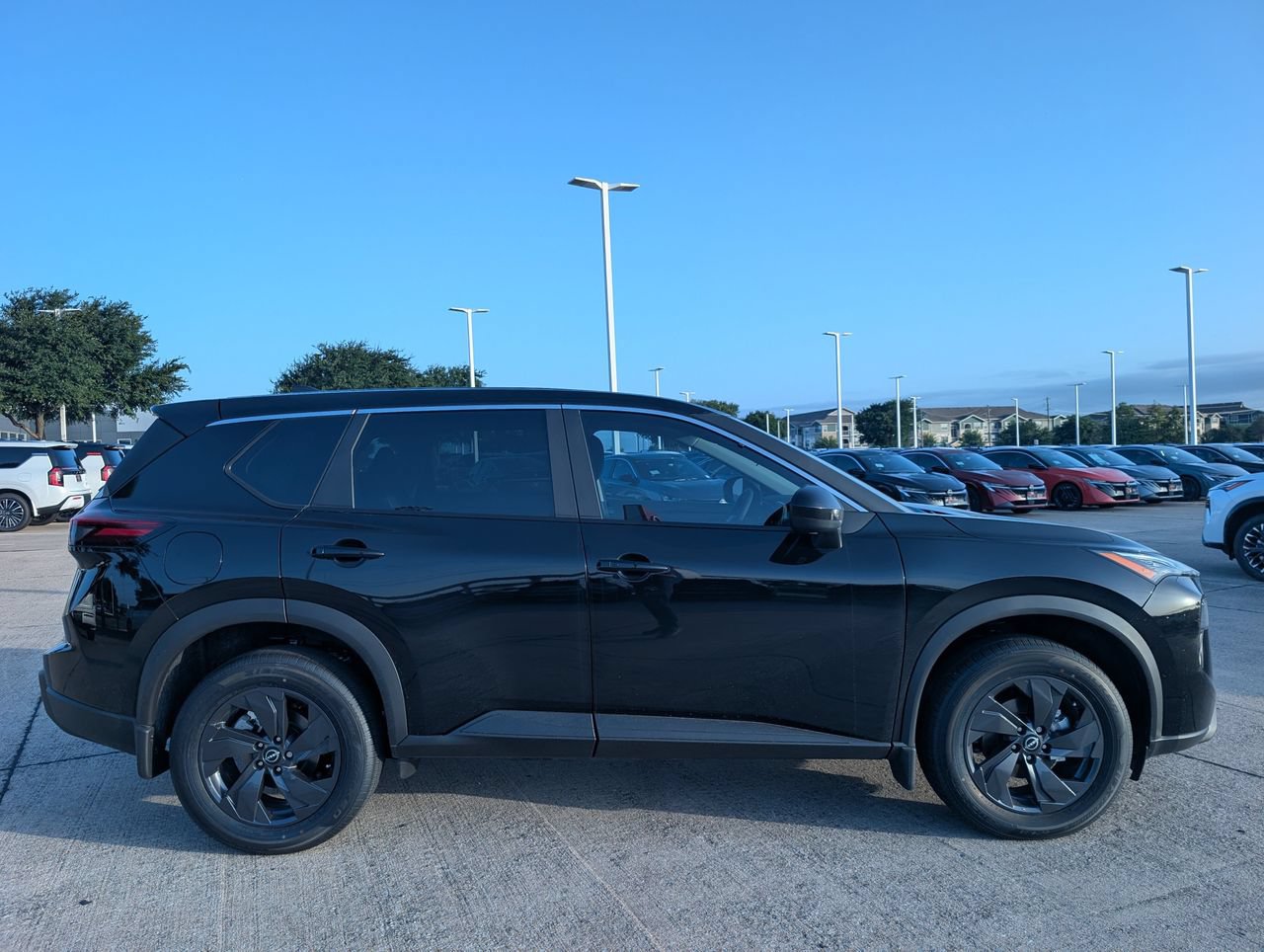 New 2026 Nissan Rogue SV FWD image 3