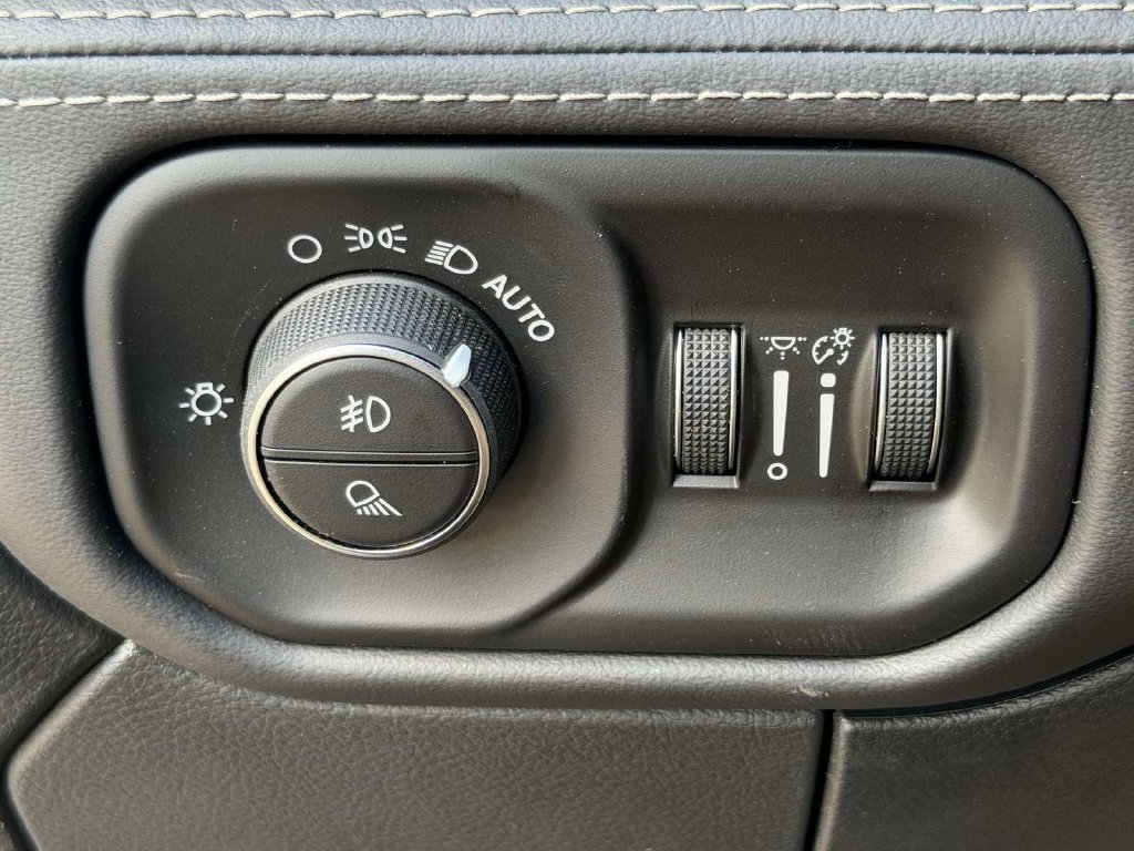 New 2026 RAM 2500 Rebel w/ Rebel Level 2 Equipment Group AWD/4WD image 25