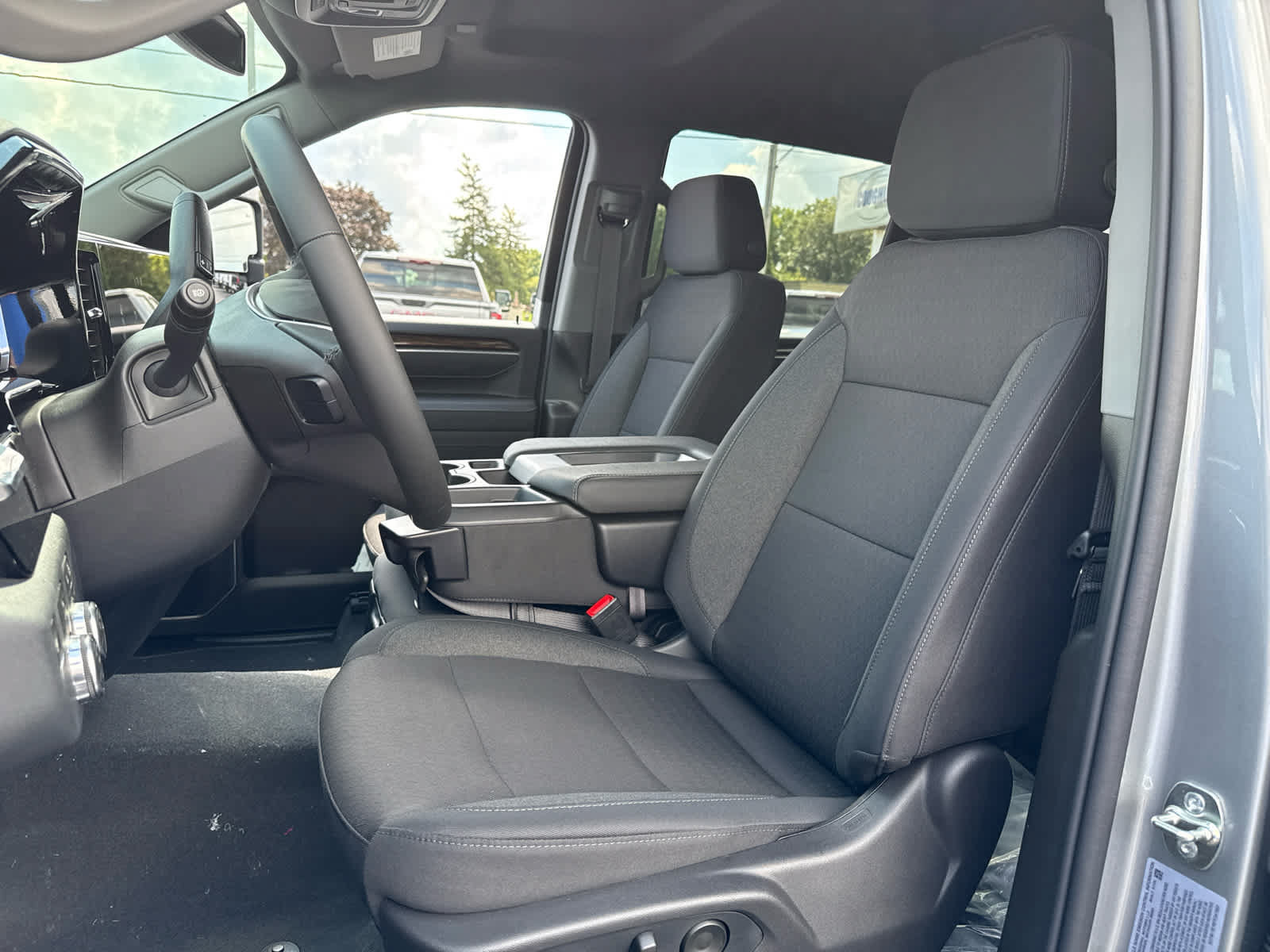 New 2026 GMC Sierra 3500 SLE w/ Preferred Package AWD/4WD image 11