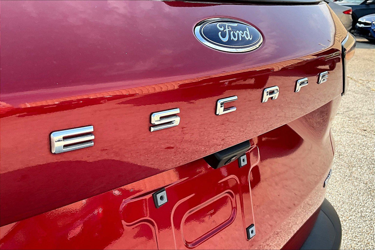 Used 2022 Ford Escape SE w/ SE Sport Appearance Package AWD/4WD image 32
