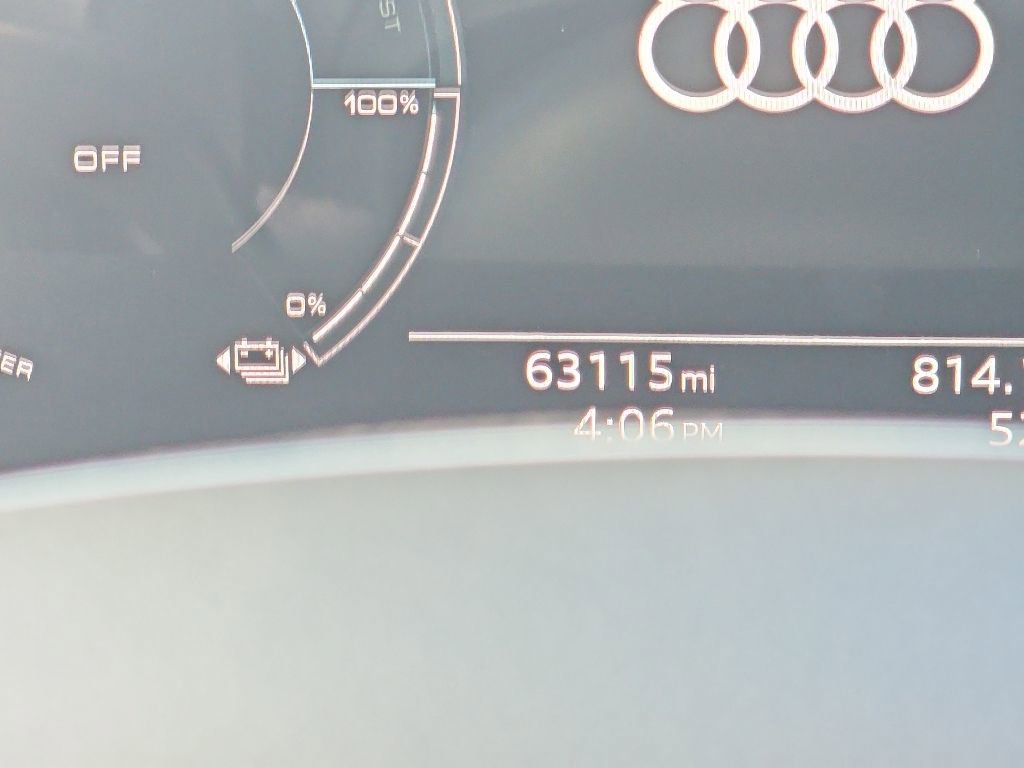 Used 2023 Audi e-tron Premium Plus w/ Premium Plus Package AWD/4WD image 15