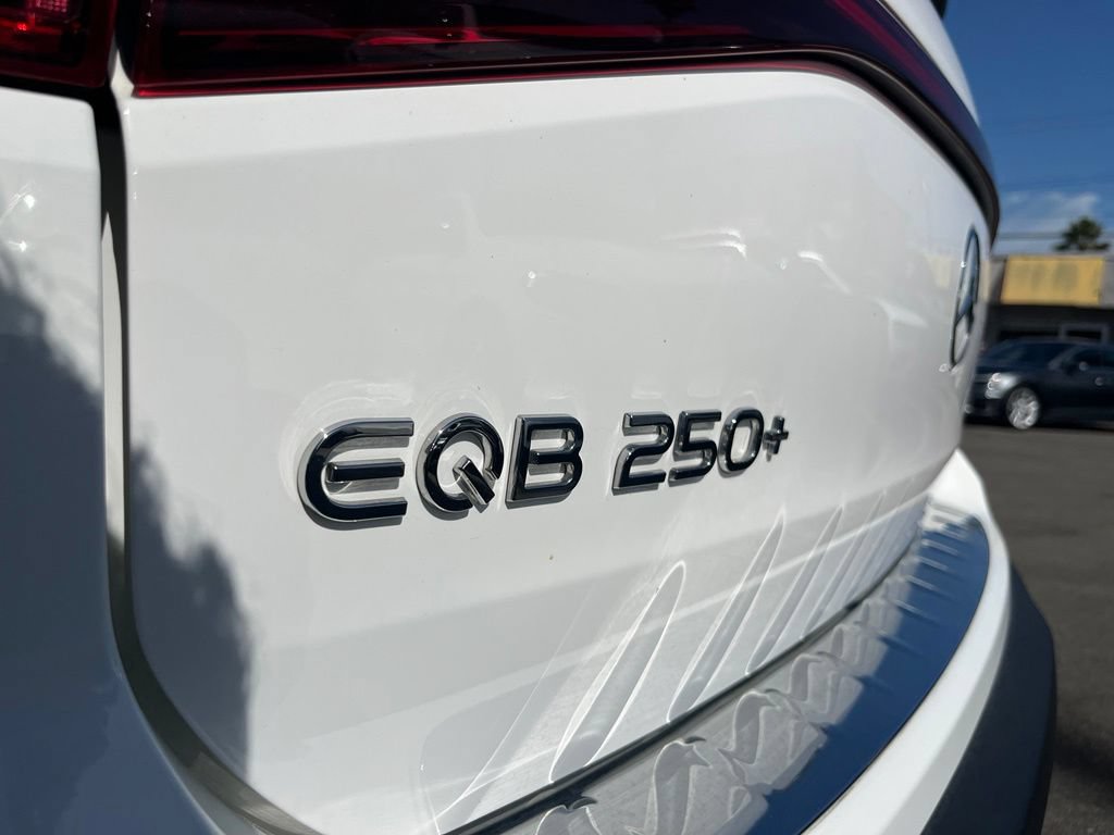 Used 2024 Mercedes-Benz EQB 250+ image 11