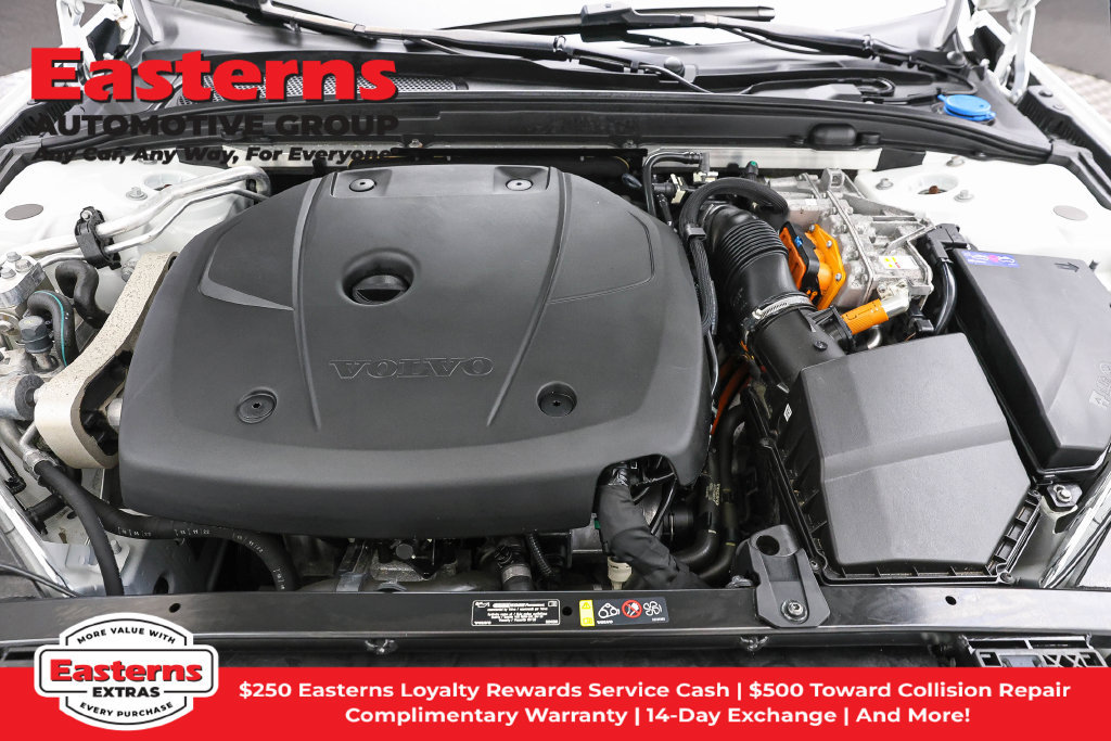 Used 2023 Volvo S60 T8 Plus AWD/4WD image 8