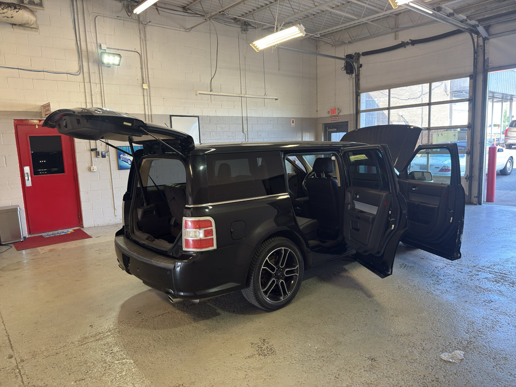 Used 2014 Ford Flex Limited w/ Equipment Group 301A FWD image 14