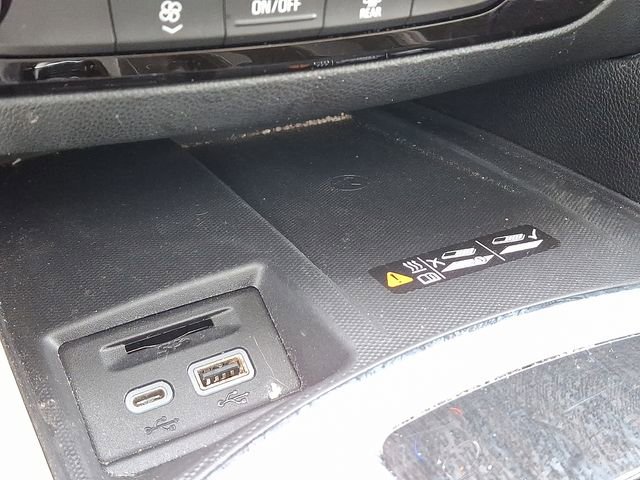 Used 2023 Buick Enclave Essence w/ Experience Buick Package image 27