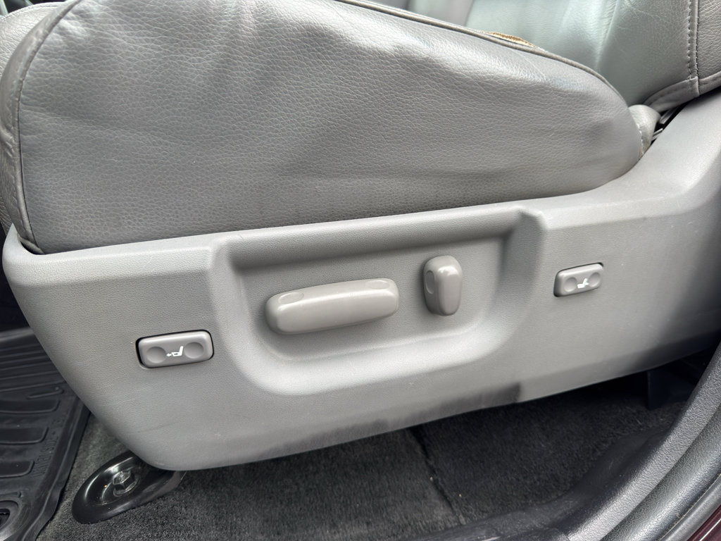 Used 2015 Toyota Sequoia Limited AWD/4WD image 14