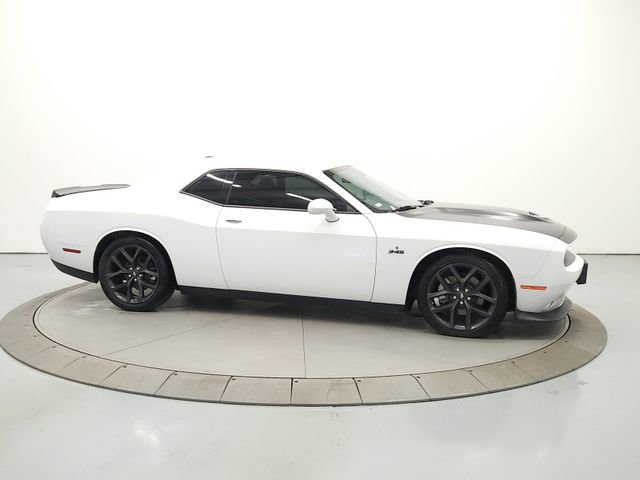 Used 2023 Dodge Challenger R/T w/ Blacktop Package image 8