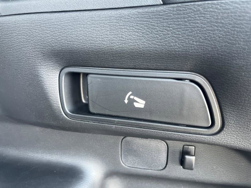 Used 2024 Mitsubishi Outlander SE image 6