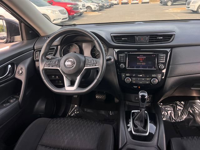 Used 2018 Nissan Rogue SV FWD image 16