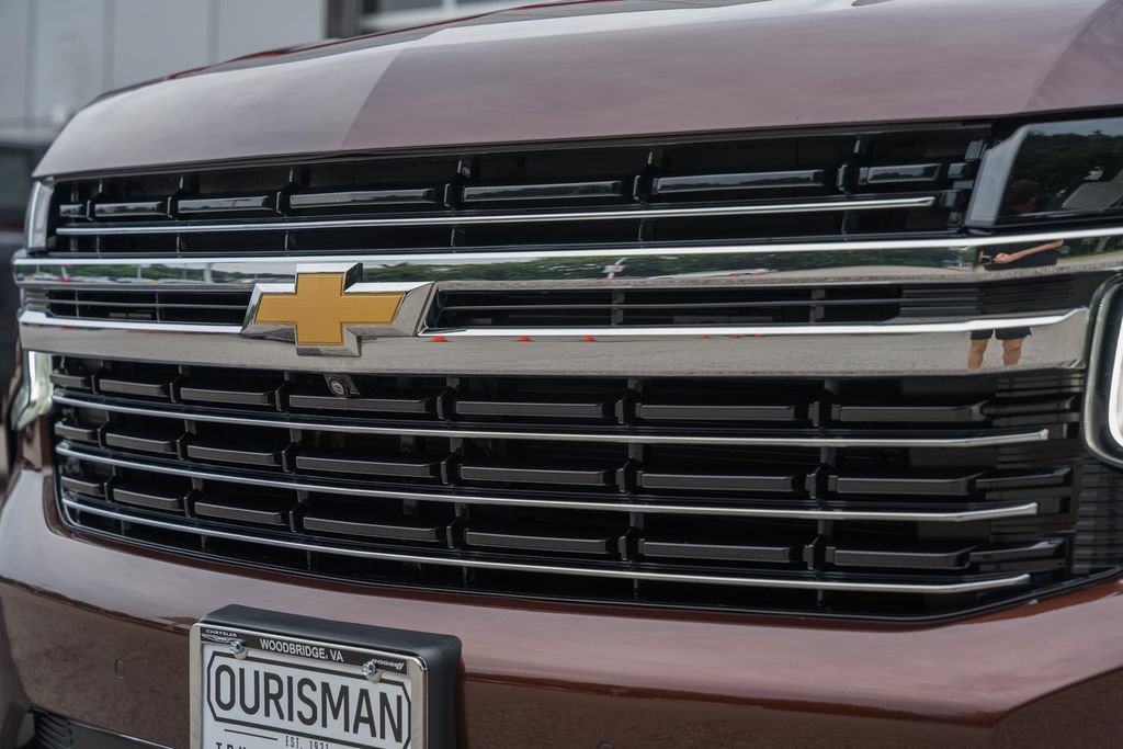 Used 2022 Chevrolet Tahoe LT w/ LT Signature Package AWD/4WD image 13