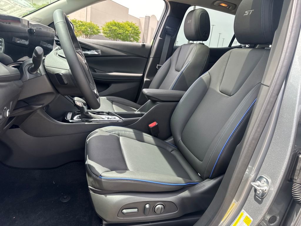 New 2026 Buick Encore GX Sport Touring w/ Advanced Technology Package FWD image 20