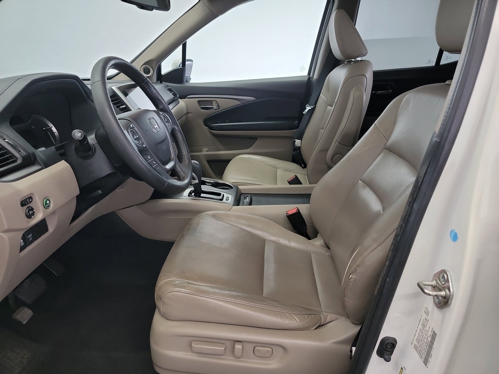 Used 2019 Honda Ridgeline RTL-T image 2