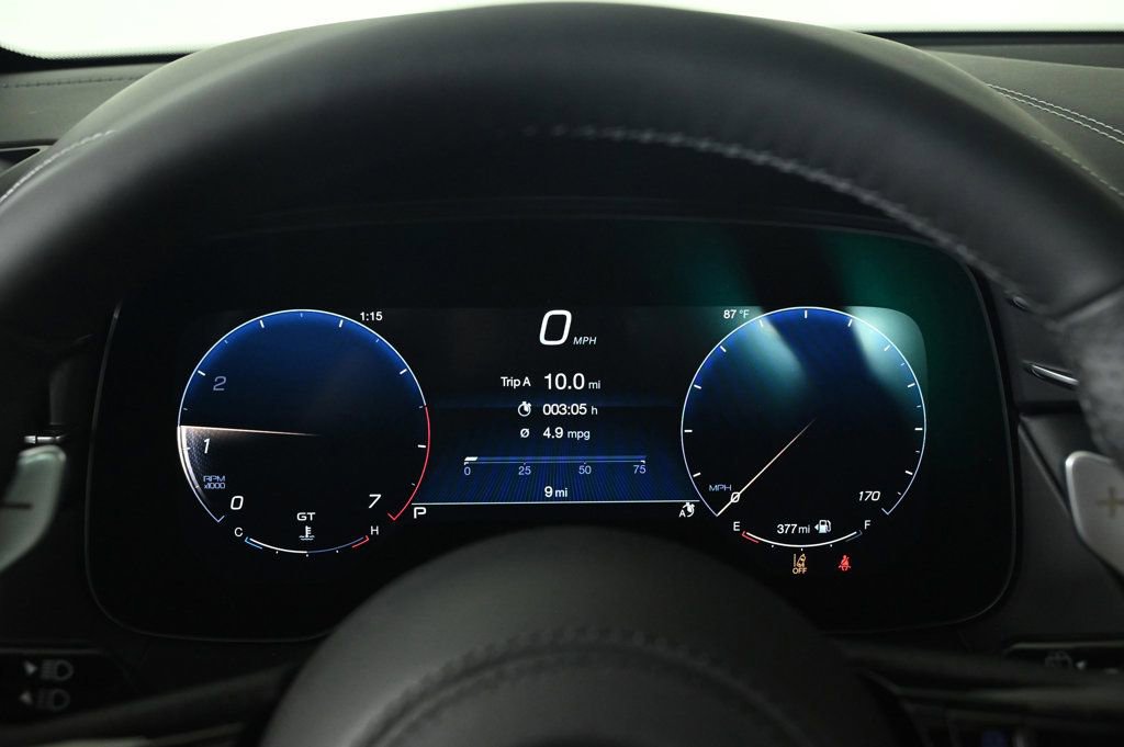 Used 2025 Maserati Grecale GT image 11