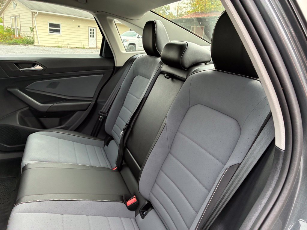 New 2026 Volkswagen Jetta SE FWD image 13