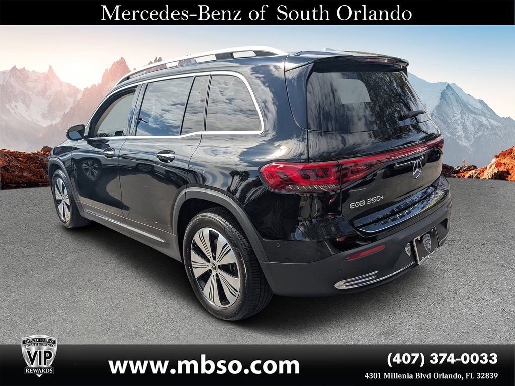 Certified 2023 Mercedes-Benz EQB 250+ w/ Exclusive Package image 17