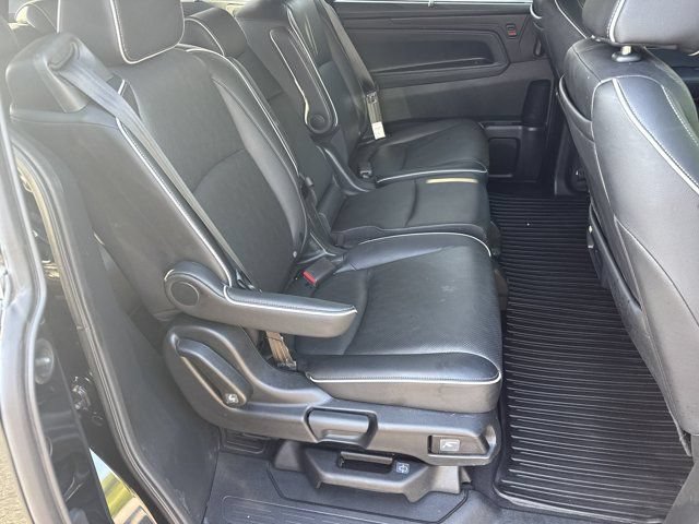 Used 2023 Honda Odyssey Elite image 16