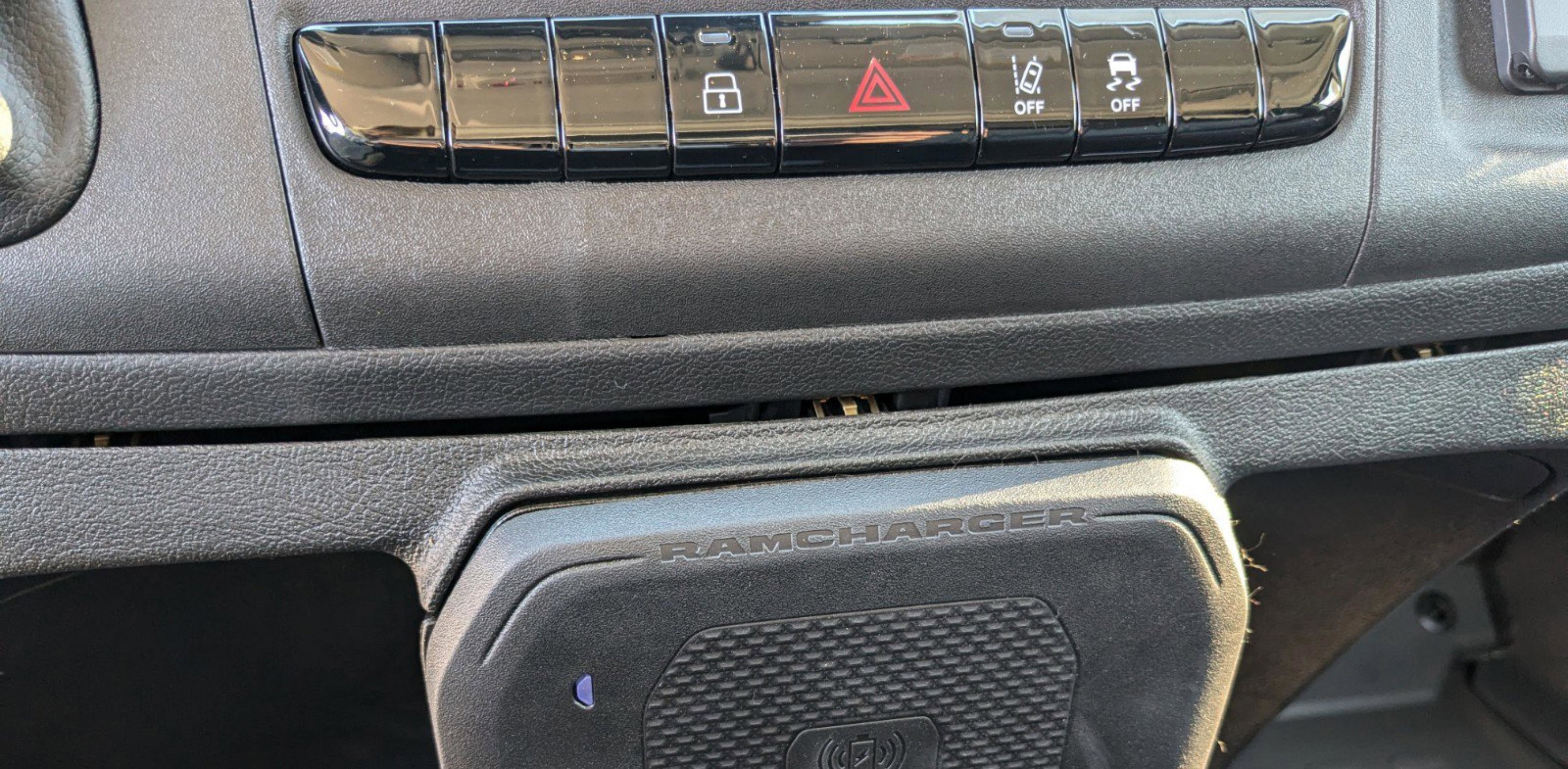 New 2025 RAM ProMaster 3500 w/ Quick Order Package 22H SLT+ image 21