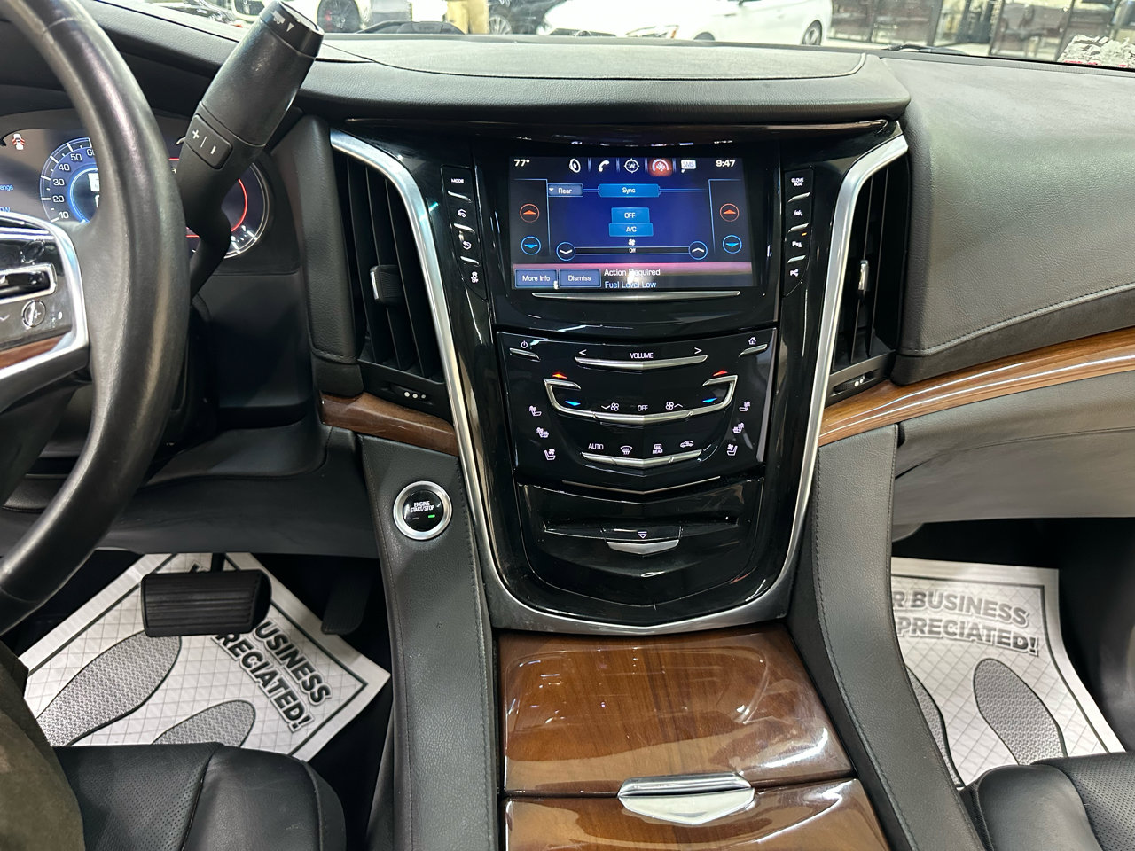 Used 2018 Cadillac Escalade Premium Luxury image 29