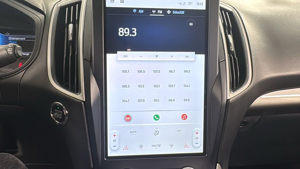 Used 2023 Ford Edge SEL image 24