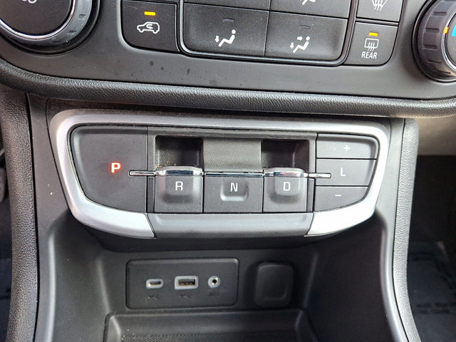 Used 2024 GMC Terrain SLE image 15