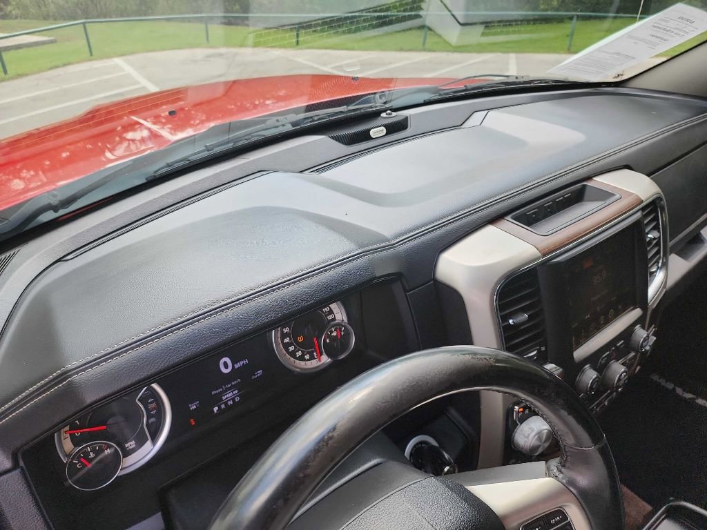 Used 2014 RAM 1500 Laramie image 24