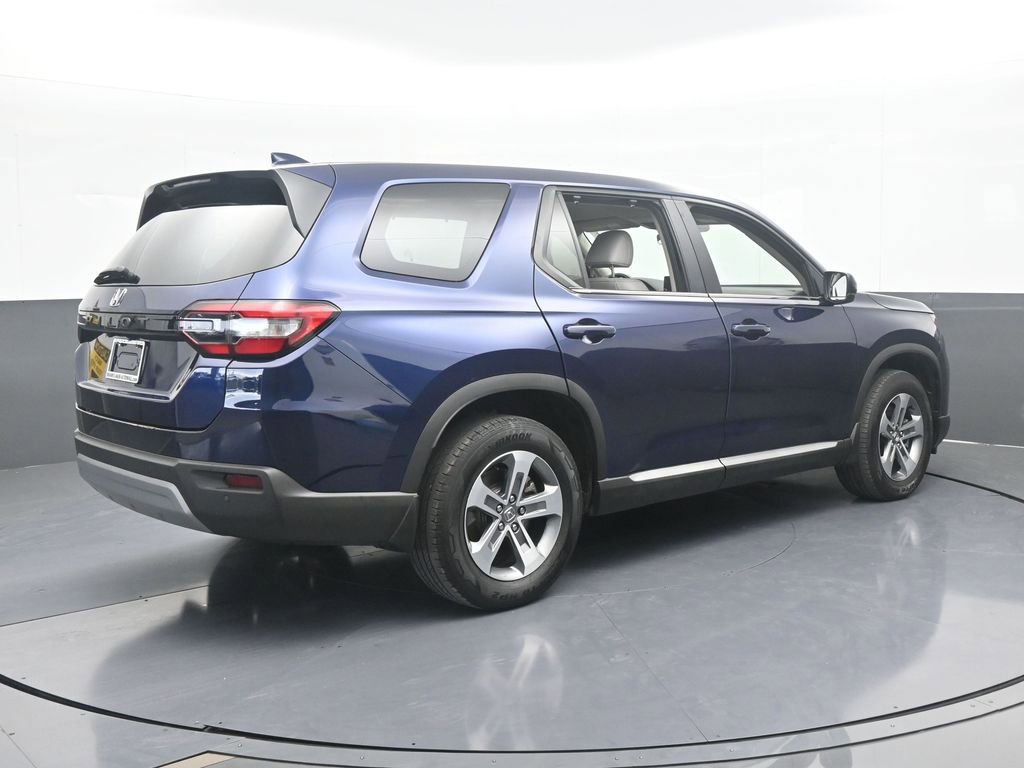 Used 2024 Honda Pilot EX-L image 6