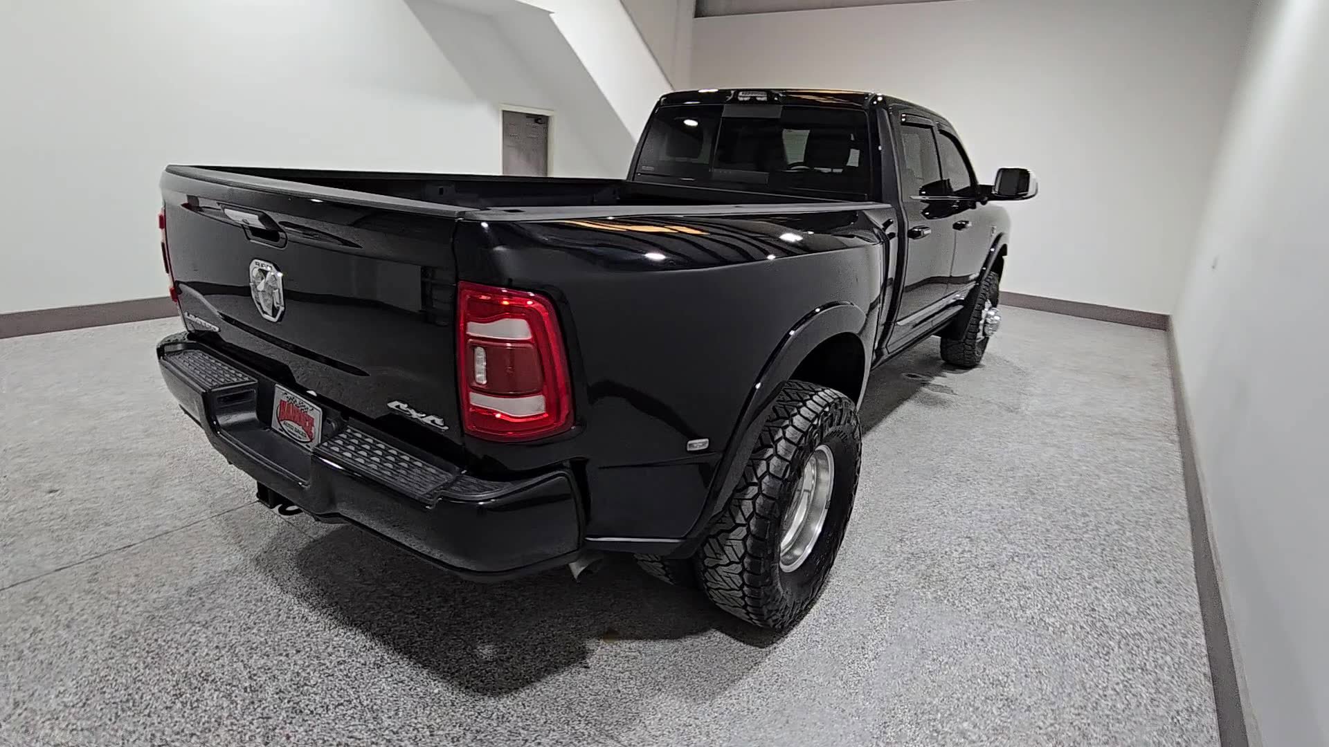 Used 2021 RAM 3500 Limited AWD/4WD image 4