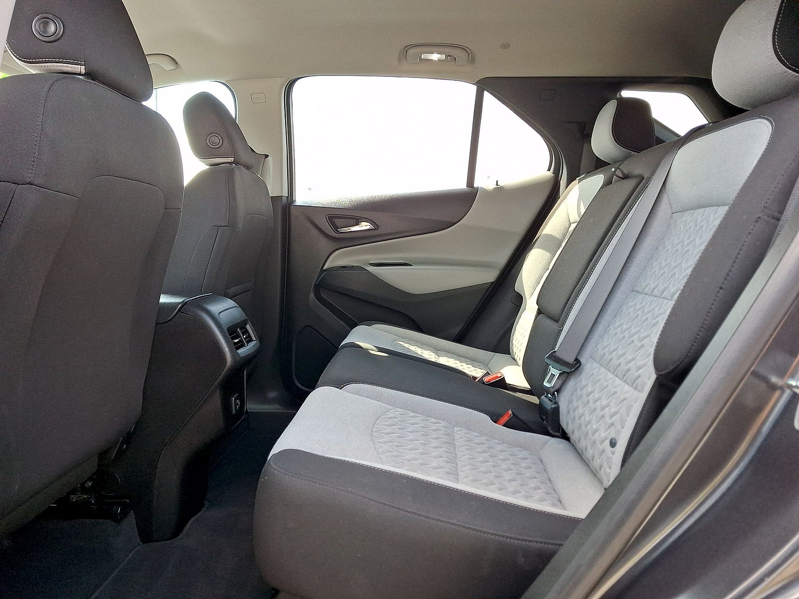 Used 2022 Chevrolet Equinox LT FWD image 19