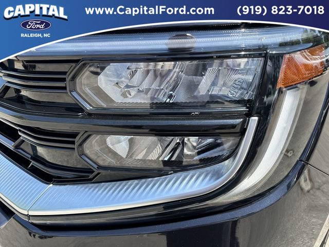 Certified 2025 Ford Expedition Max Platinum w/ Driver's Package AWD/4WD image 11