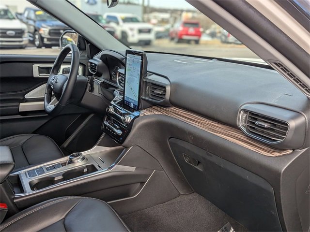 Used 2023 Ford Explorer Limited w/ Limited Technology Package image 41