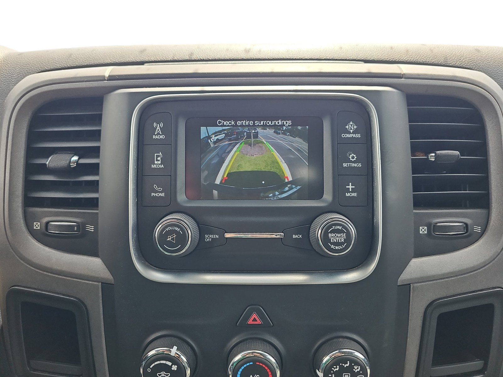 Used 2014 RAM 3500 Tradesman w/ Chrome Appearance Group RWD image 20