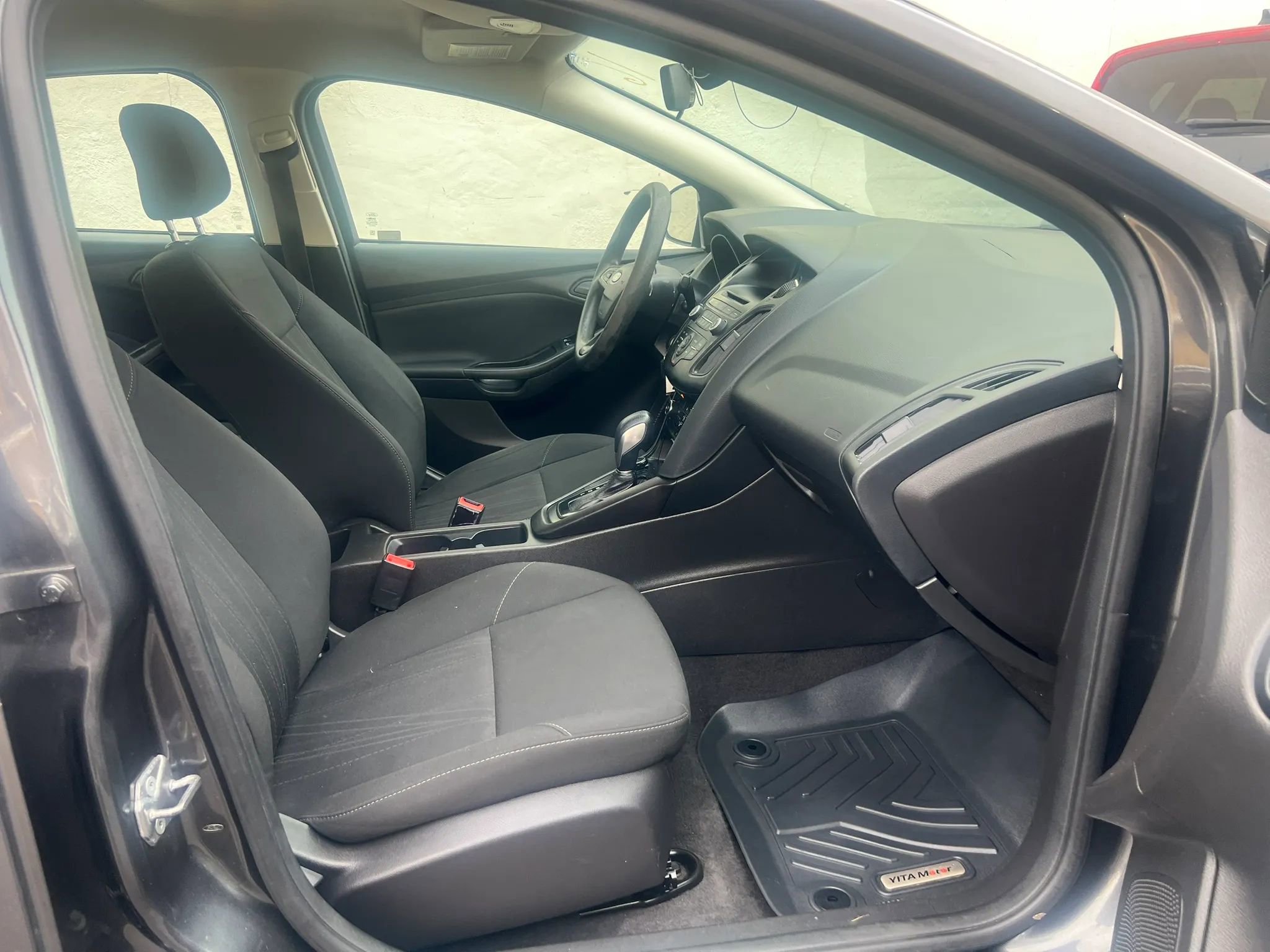 Used 2017 Ford Focus S FWD image 30